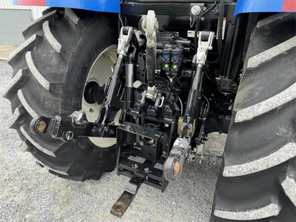 2012 New Holland T6050 - Image 11