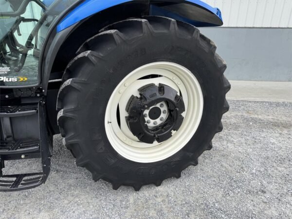 2012 New Holland T6050 - Image 8