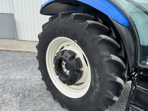 2012 New Holland T6050 - Image 9
