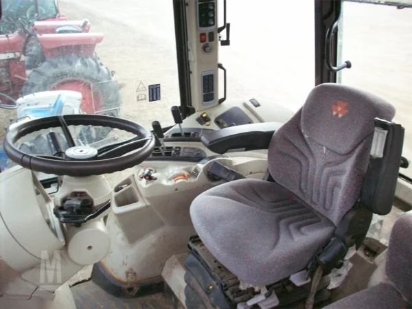 2014 Massey Ferguson 6615 - Image 4