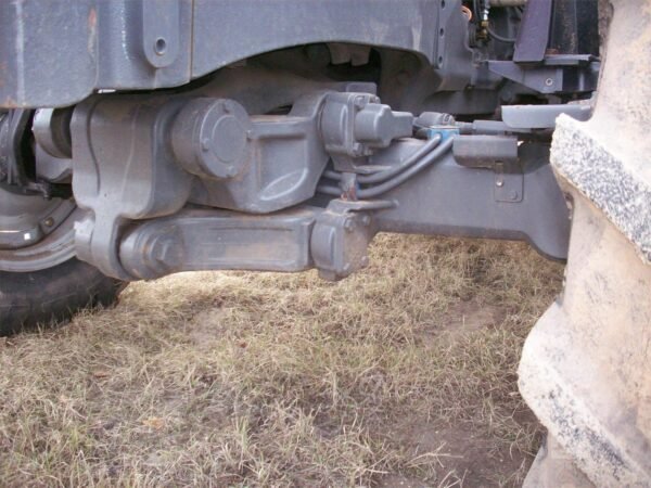 2014 Massey Ferguson 6615 - Image 5