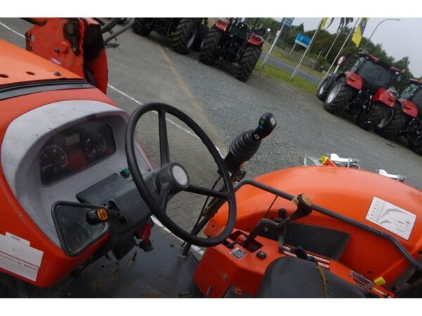2016 Kubota M108 Tractor - Image 2