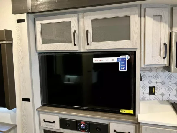 2023 Keystone Montana High Country 385BR RV - Image 11