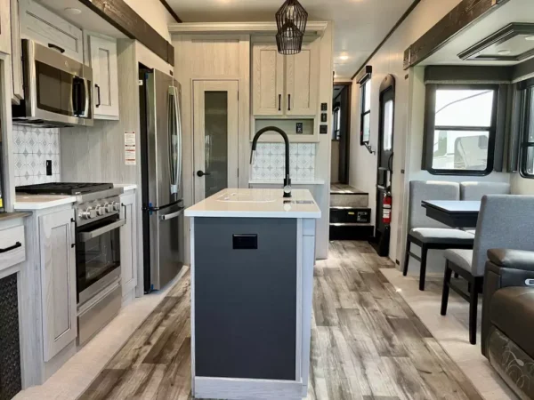 2023 Keystone Montana High Country 385BR RV - Image 6