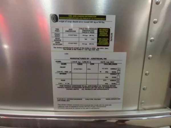 2024 Airstream Bambi 22FB Travel Trailer RV - Image 11
