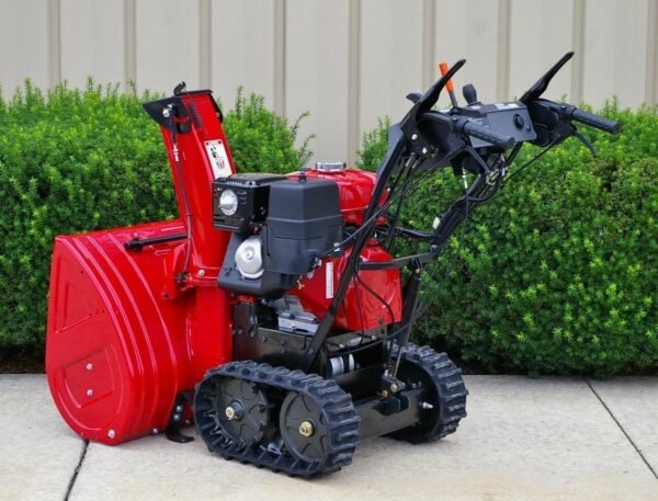 New 2023 Honda HSS1332AAT Snow Blower - Image 4