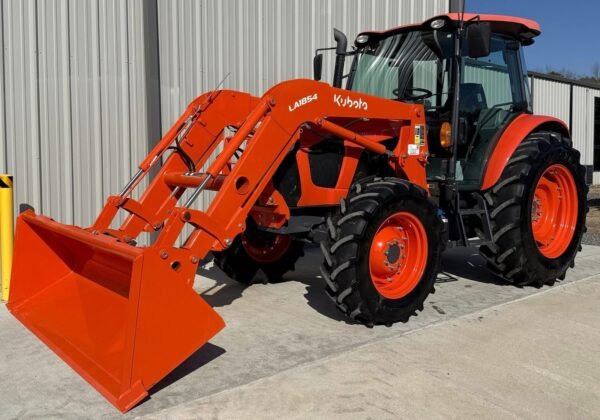 2021  Kubota TRACTOR M5-111 With Quick Attach Loader   4x4  111 HP