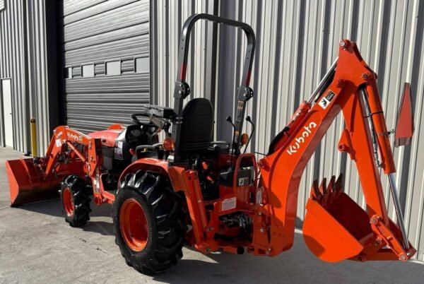 2022 Kubota B2601 Backhoe Tractor 73 Hours! 4x4, 30HP - Image 5
