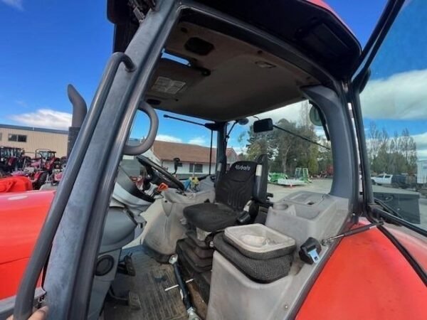 Kubota M7131 - Image 7