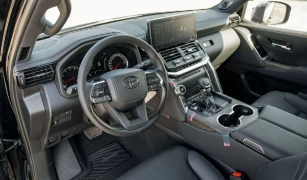Toyota Land Cruiser VXR 3.5L - Image 10