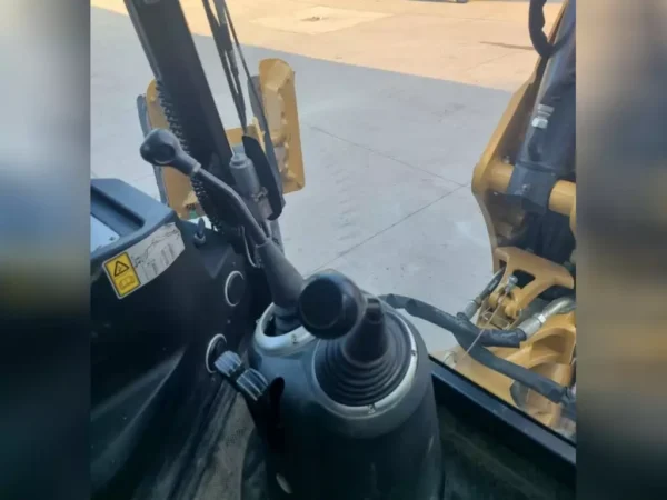 Used 2018 JCB 3CX Backhoe Loader - Image 5