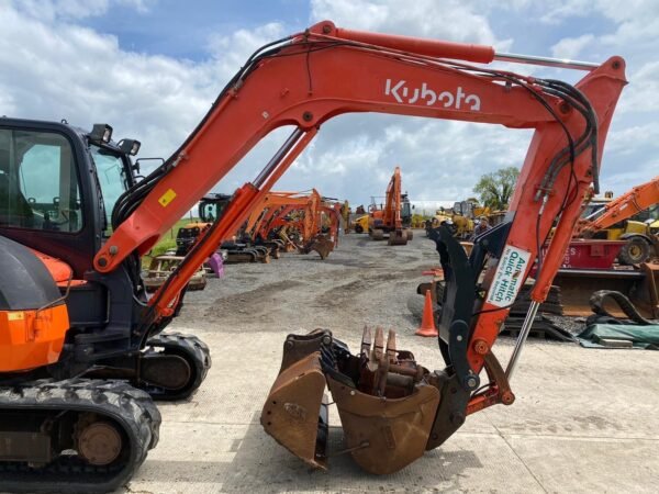 Used 2013 Kubota KX080-3  Excavator - Image 6