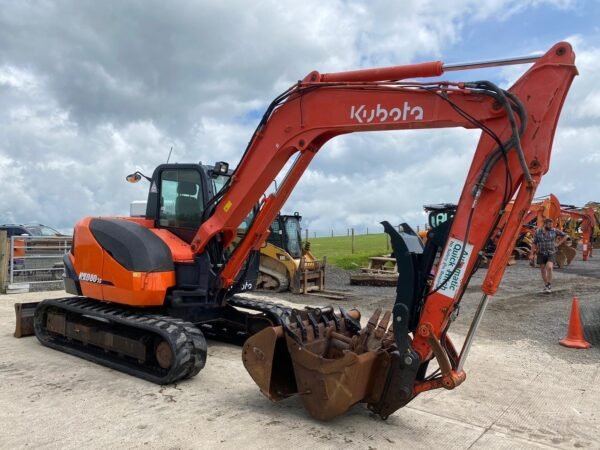 Used 2013 Kubota KX080-3  Excavator - Image 9