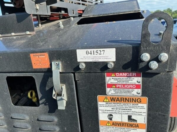 Used 2022 MORBARK 1621X Chipper - Image 5