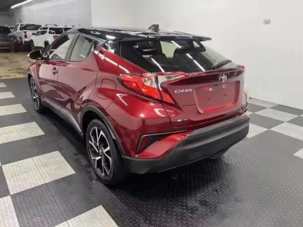 2020 Toyota C-HR hybrid - Image 5